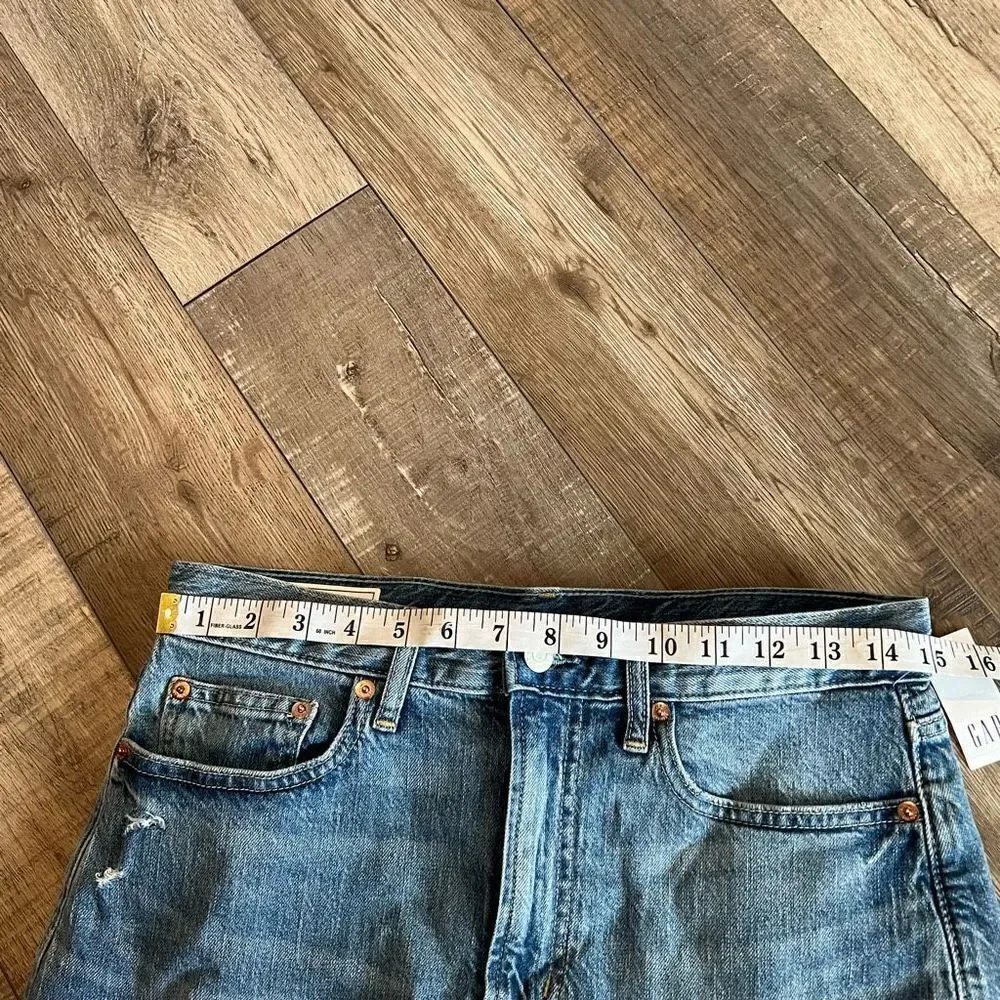 Gap distress jeans skirt size 28